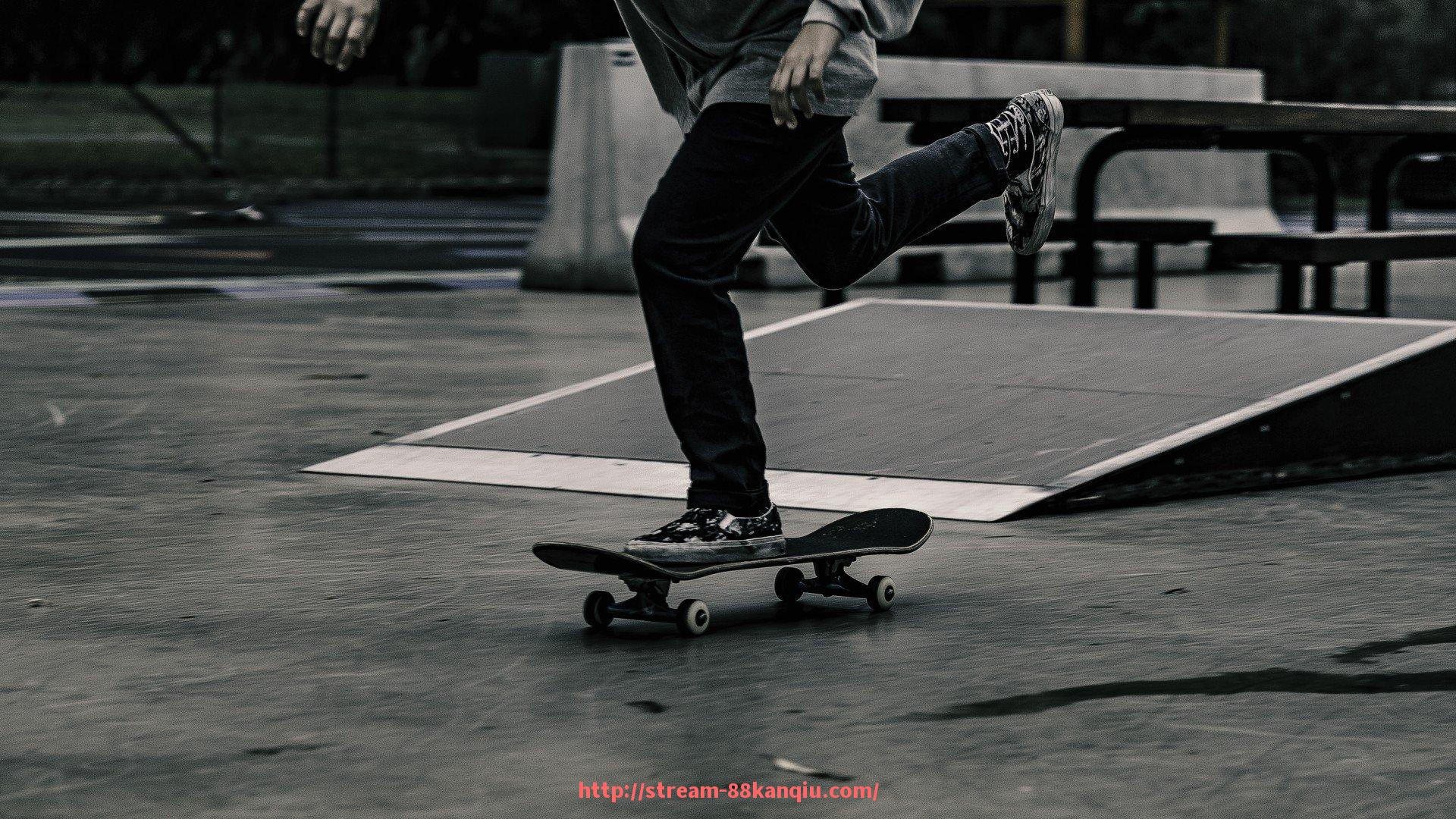 88看球网-曼联欧冠大胜赛季的战术打法与球员发挥点评